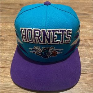 Charlotte hornets SnapBack nba hat Mitchell and ness